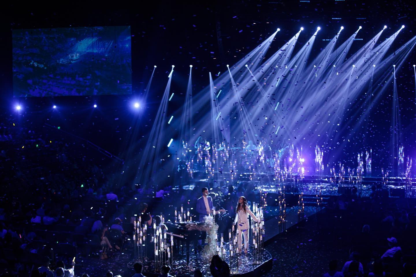 Hillsong Christmas Service Features Woman Swinging from Moon Wearing Dress Made of Mirrors+ Much More
